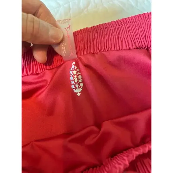 Free People Movement Curtsy “Pleated” Active Shorts
- XL - Picture 2 of 6